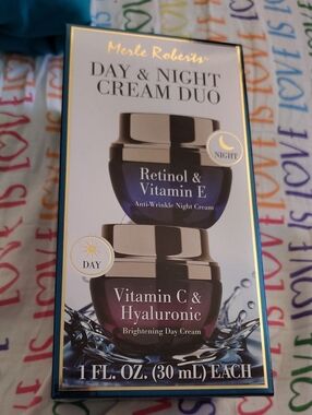 Day & Night Cream Duo - Blue/Purple